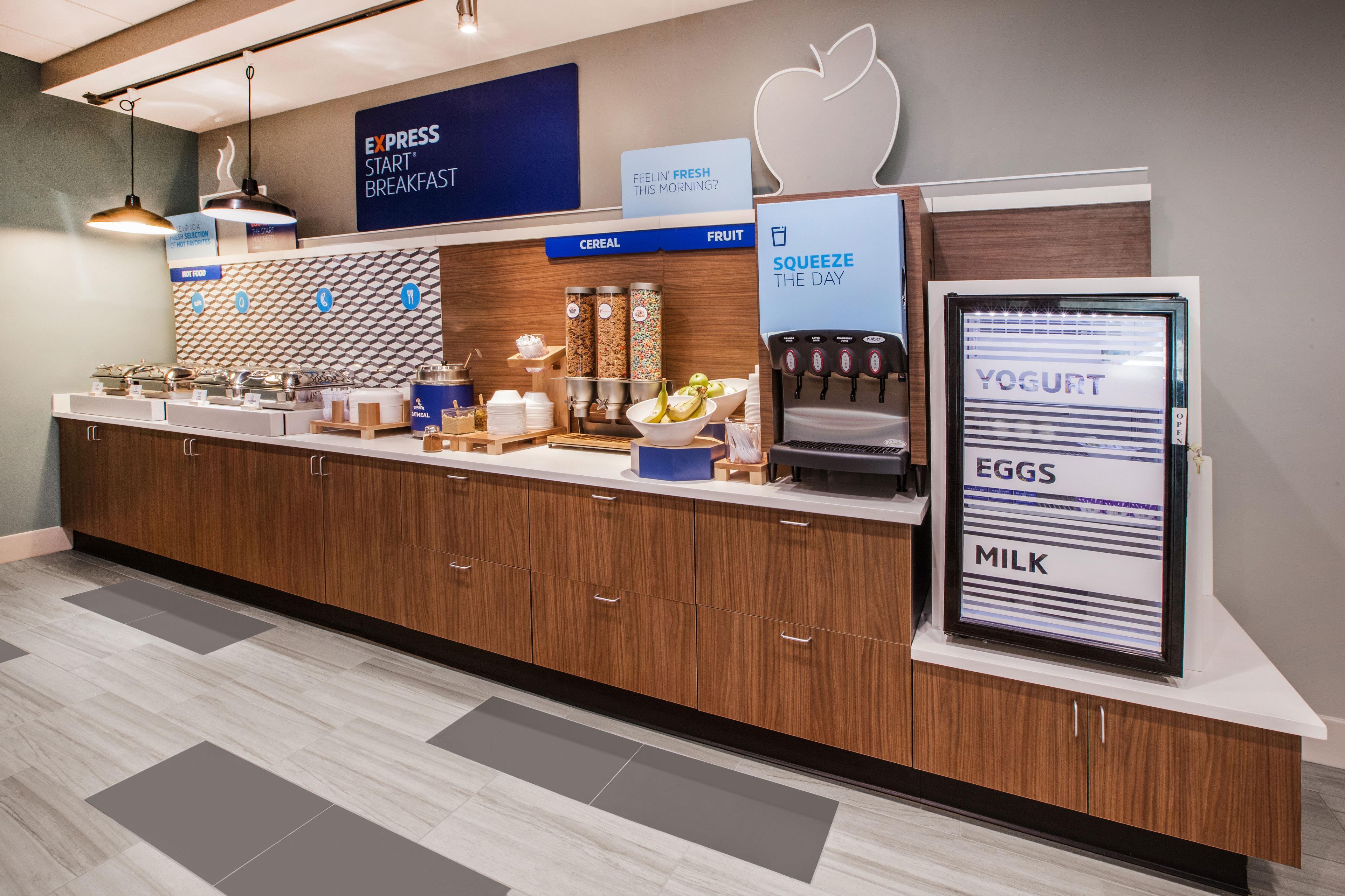 Holiday Inn Express Crestwood By Ihg Extérieur photo