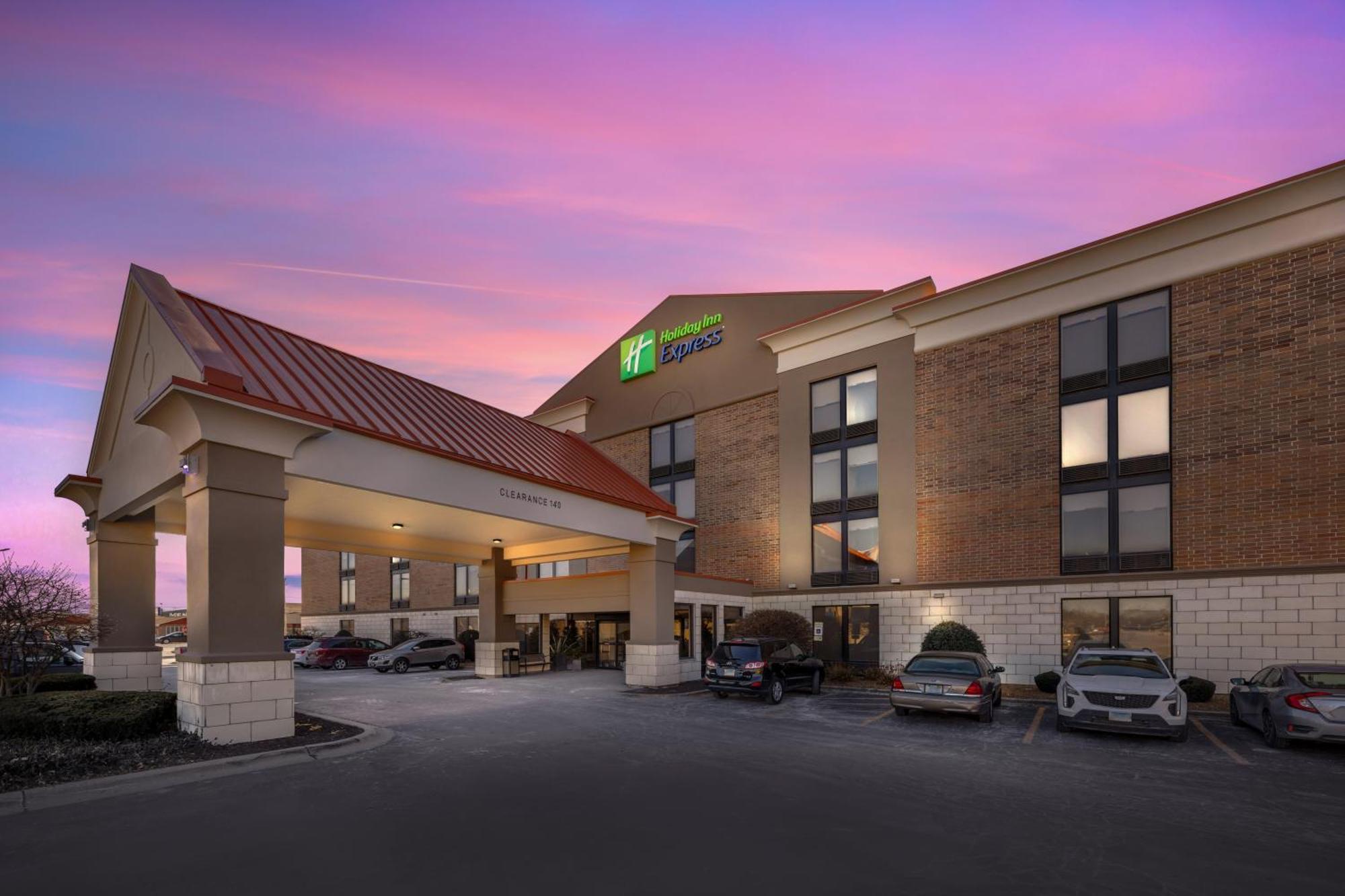 Holiday Inn Express Crestwood By Ihg Extérieur photo